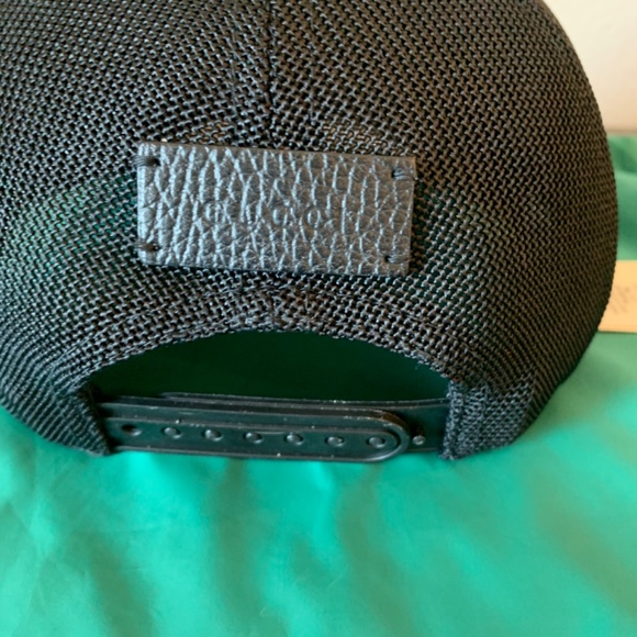 Gucci Vinyl Baseball Snap Back Hat - Picture 6 of 6